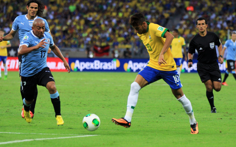 Uruguay vs Brazil là cặp đấu kinh điển